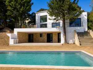 Rénovation complète et construction d&rsquo;une maison individuelle